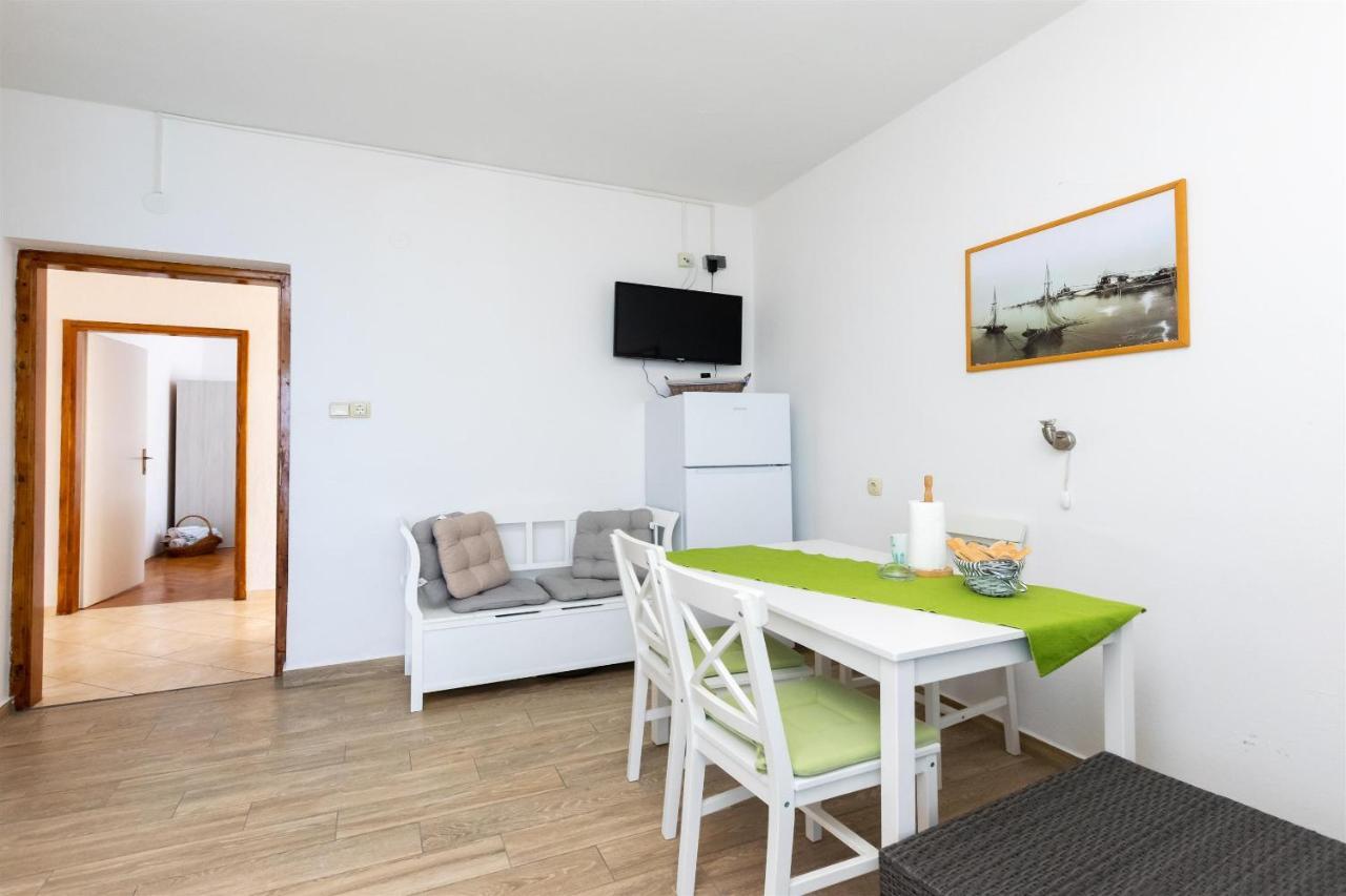 Apartments Biserka Barbat na Rabu 외부 사진