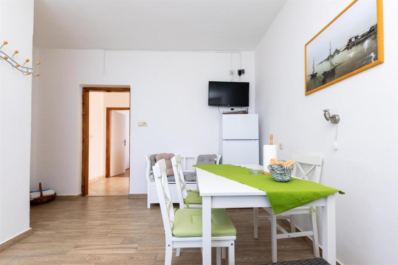 Apartments Biserka Barbat na Rabu 외부 사진
