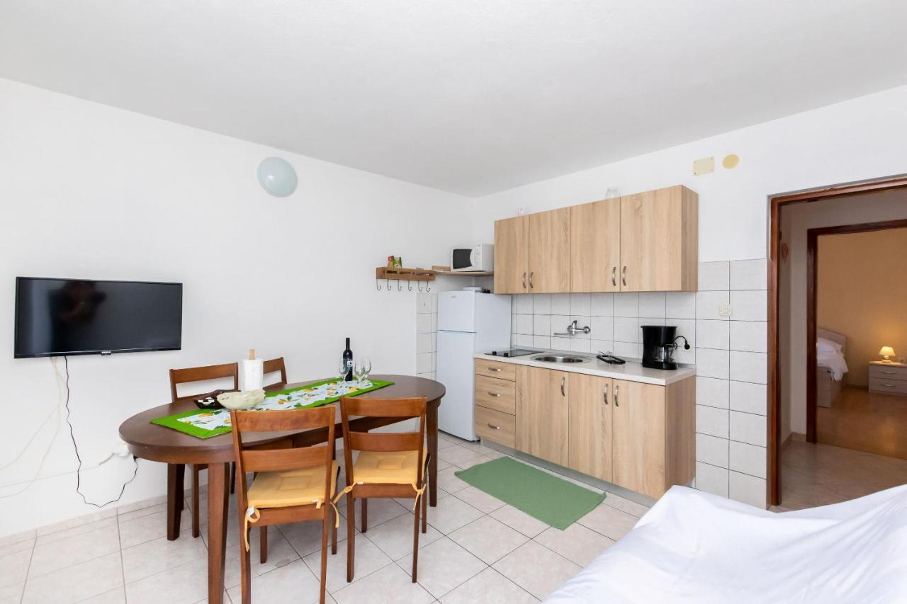 Apartments Biserka Barbat na Rabu 외부 사진